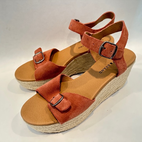 Lucky Brand Shoes - Lucky Brand Wedge/Platform Sandals - Size 9
